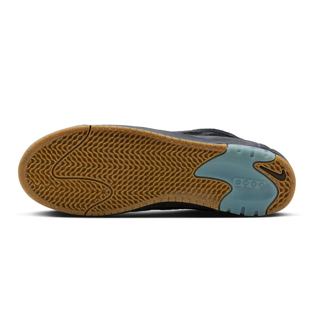 Nike SB - Air Max Ishod - Black/Black-Black/Black