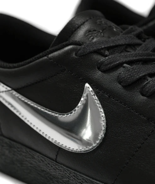 Nike SB Zoom Blazer Low X Dancer - Black/Metallic Silver-Black